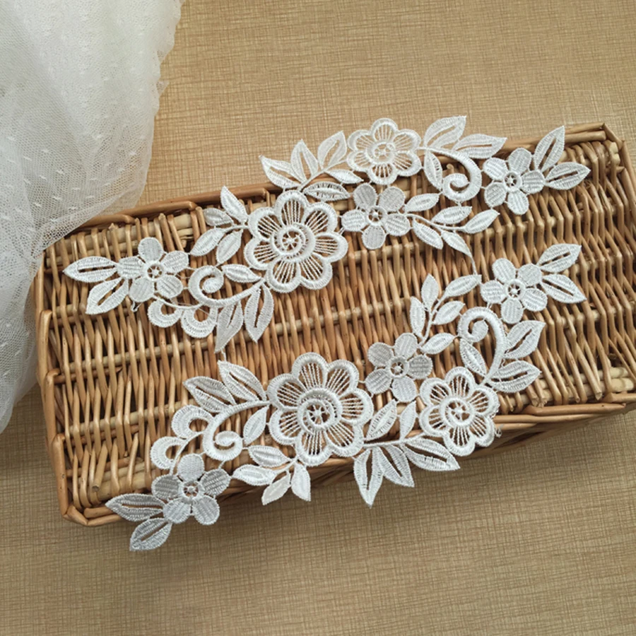 2Pc/Set 3D Flower White Embroidery Lace Appliqued Fabric Jacquard Ribbon Lace Fabric Sewing Trims Patch BW045