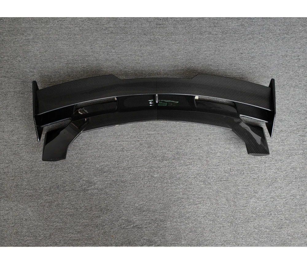 تستخدم لامبورغيني URUS عالية الجودة ألياف الكربون الجافة M-نمط قطع غيار السيارات سقف المفسد طقم الجسم #2