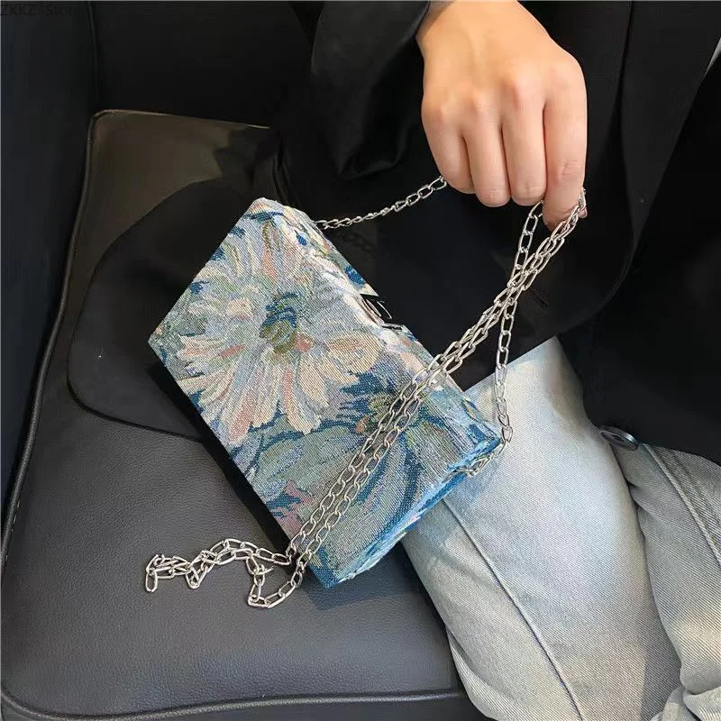 Chinese Style Oil Painting Small Square Bag Women's Embroidery Box Bag Chain Crossbody Bag Mobile Phone Shoulder Bag