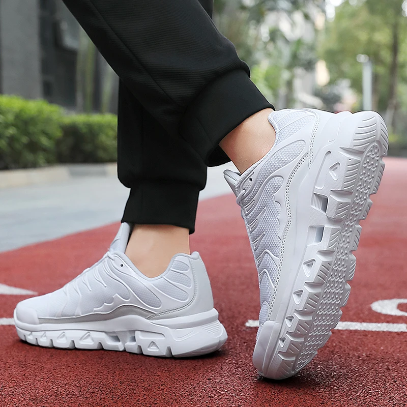 Men running shoes new breathable mesh thick bottom comfortable men and women sports shoes casual outdoor non-slip men shoes 47