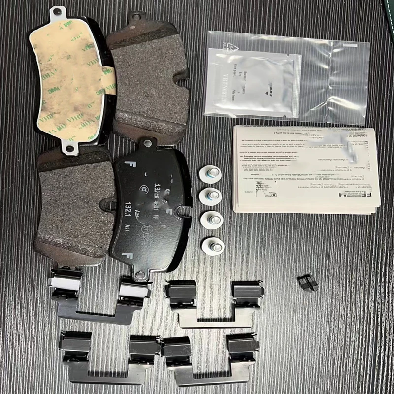 LR108260   LR164821  Land Rover Range Rover L405 Sport L494 Rear Brake Pad Set