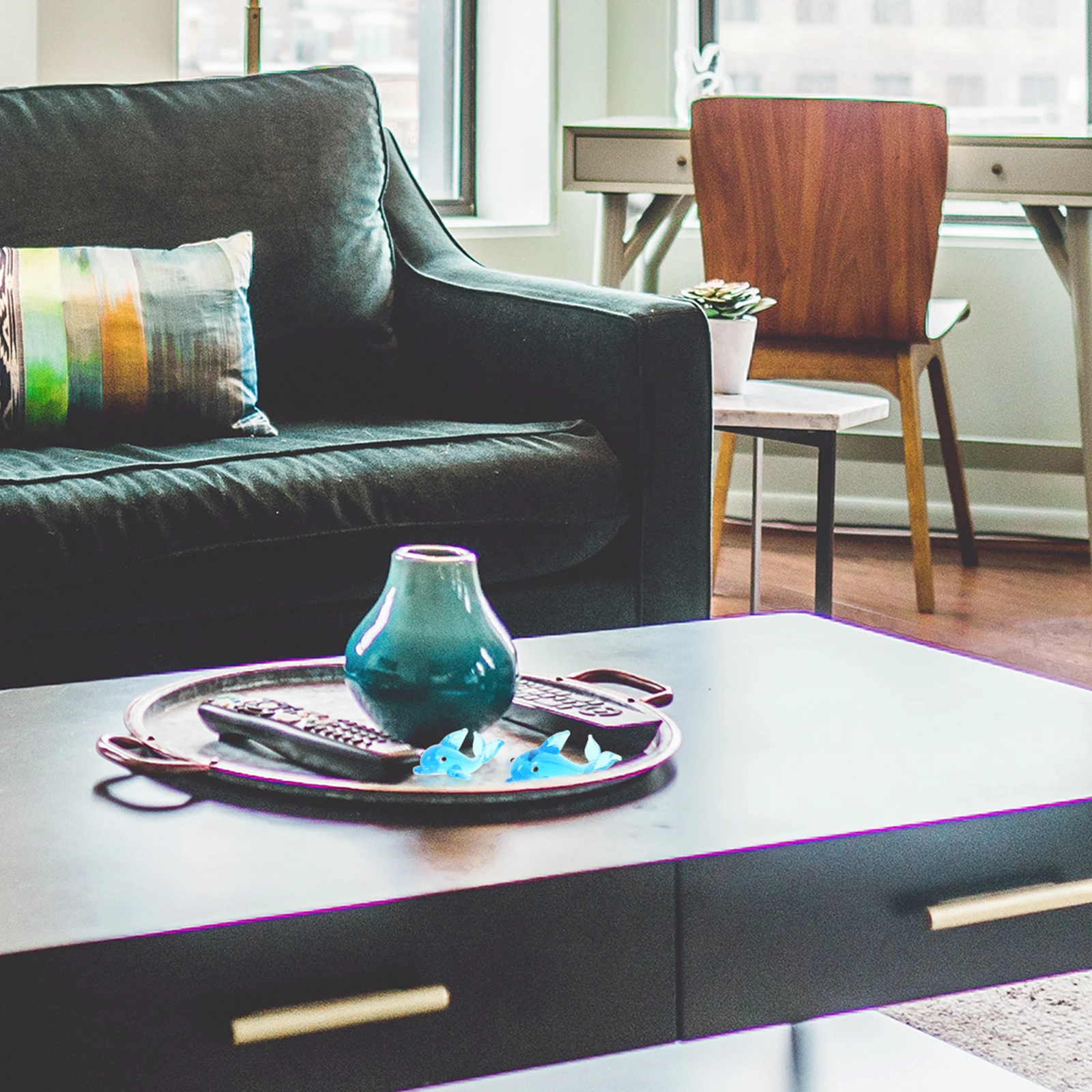 

2Pcs Glass Dolphin Ornament Compact Size Home Office Desktop Decor Flat Bottom Dolphin Craft Adornment Home Desktop Adornment