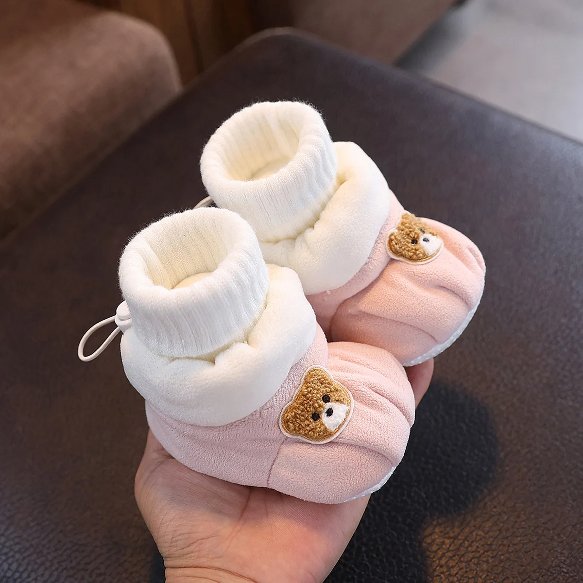 

Baby Shoes Autumn and Winter Fleece Thickened Baby Shoes 0-1 Years Old Soft-soled Socks Shoes