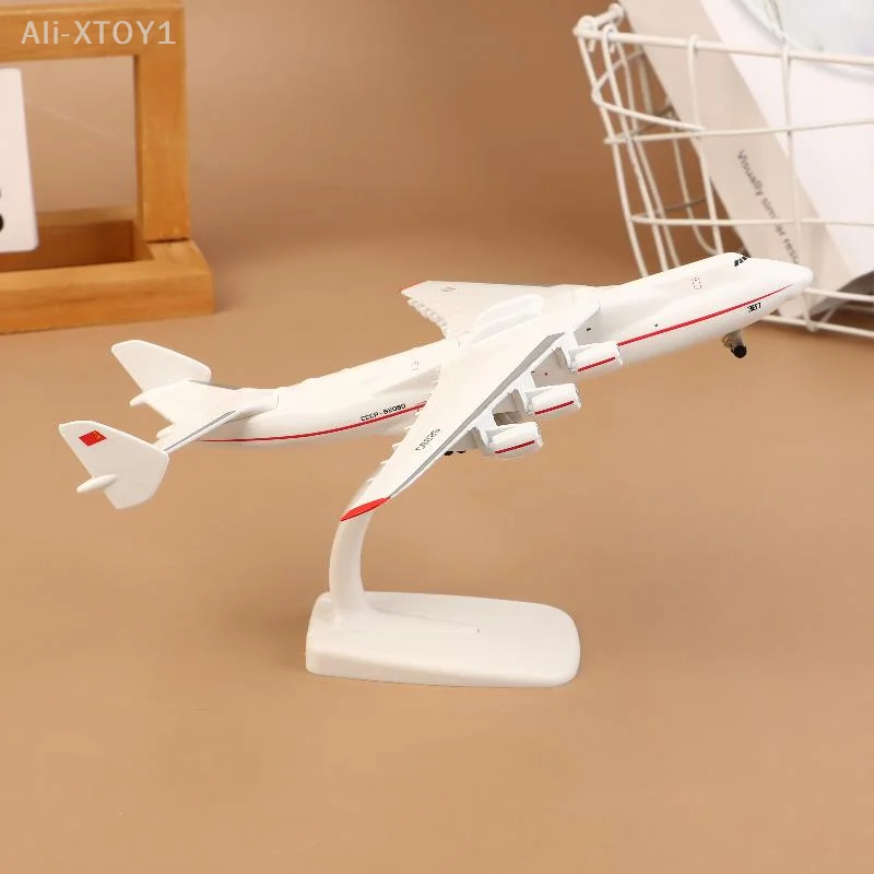 

Soviet An-225 Airplane Model Toy, 20CM Scale 1/400 Diecast Metal Alloy, Perfect for Decoration & Collection