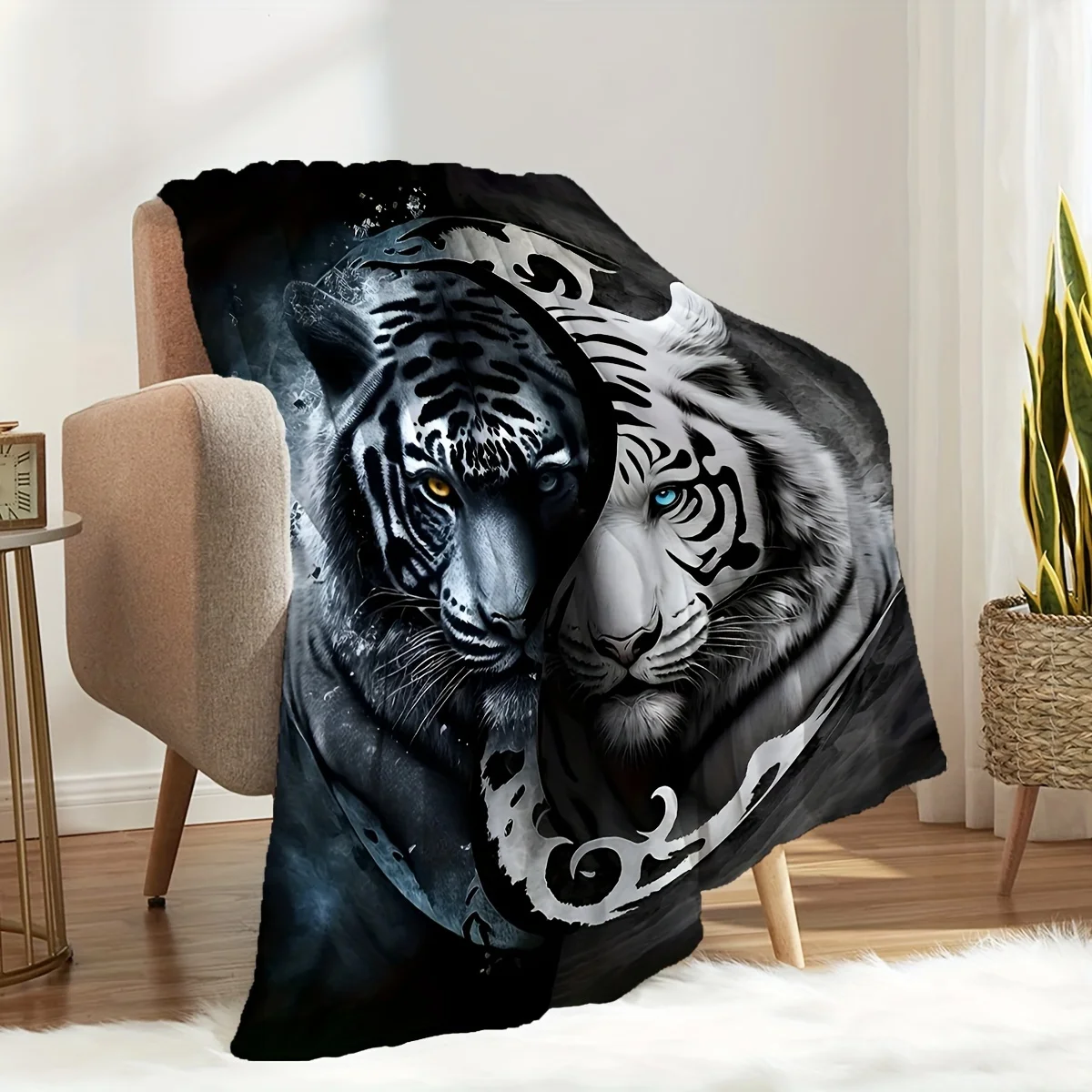 

1pc Double-sided Tiger Flannel Throw Blanket for Sofa, Bed, Travel, Camping, Livingroom,Office, Couch, Chair, warm plush blanket