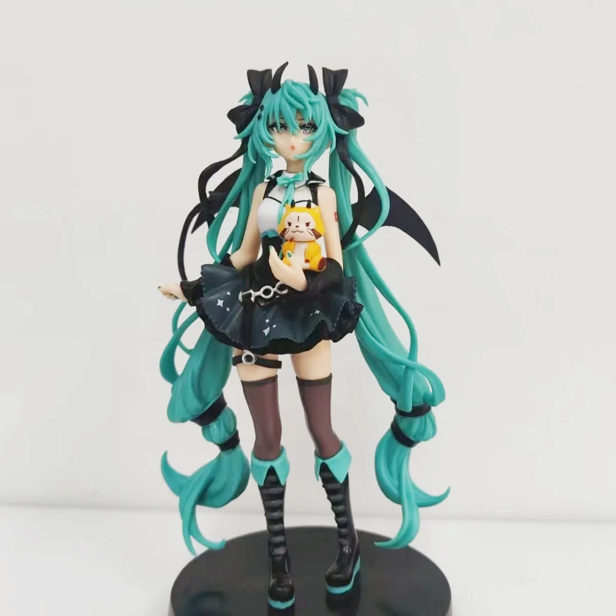 20CM Anime Hatsune Miku Little devil raccoon Kawaii Action Figure PVC Doll Model Toys ornament Desktop Decoration Gifts