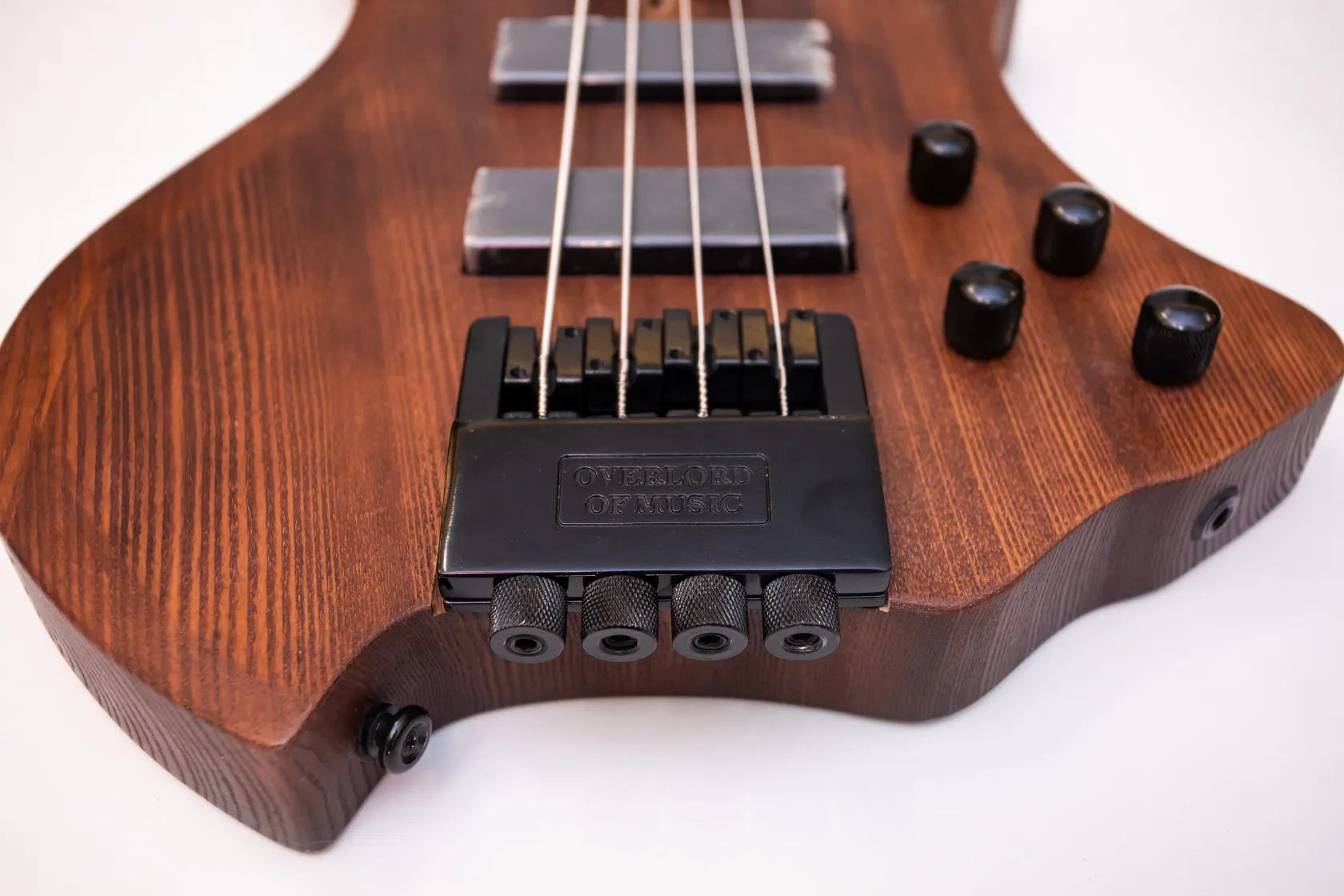 Factory directly sold, customizable, 4 string headless bass, elm organ, rosewood fingerboard, in stock!