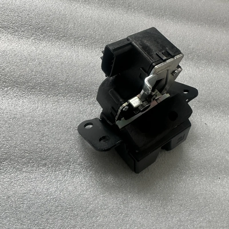 

Original Rear Trunk Lid Lock Latch Actuator 7141034002 For Korando C 2010-2017 High Quality