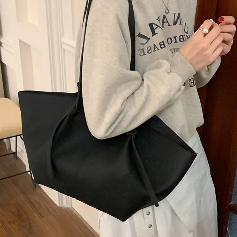 Luxuriöse PU-Lederhandtasche für Damen, große Kapazität, modische Designer-Einkaufstasche mit Griff oben, perfekter Shopper Hobo