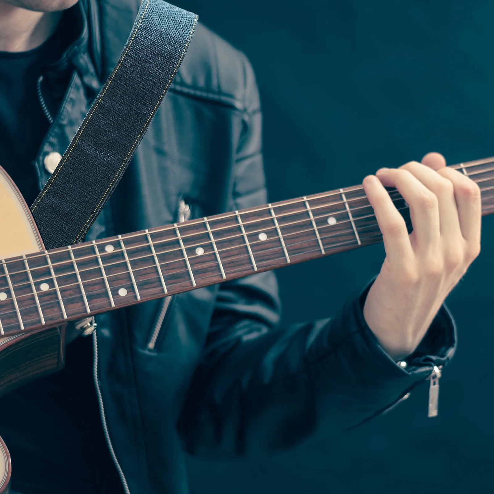 

Comfortable Adjustable Guitar Strap for Acoustic Electric Bass Easy Fit Decorative Replacement Shoulder Pad Music Equipment