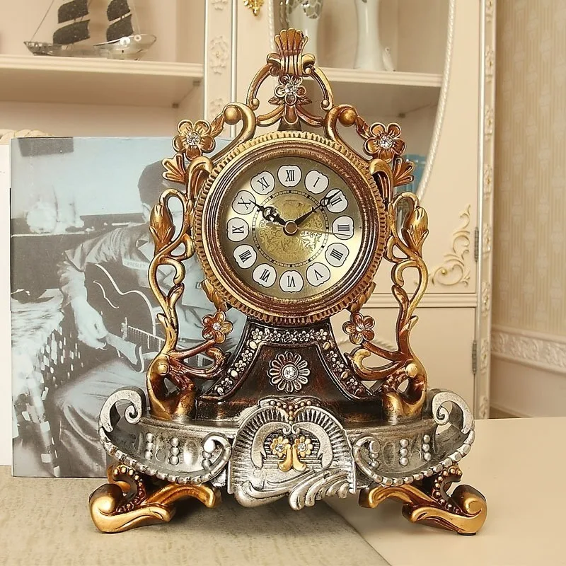 European Clock Living Room Silent Bedside Table Clocks Retro Table  Creative Ornaments Clock Decoration Quartz Clock