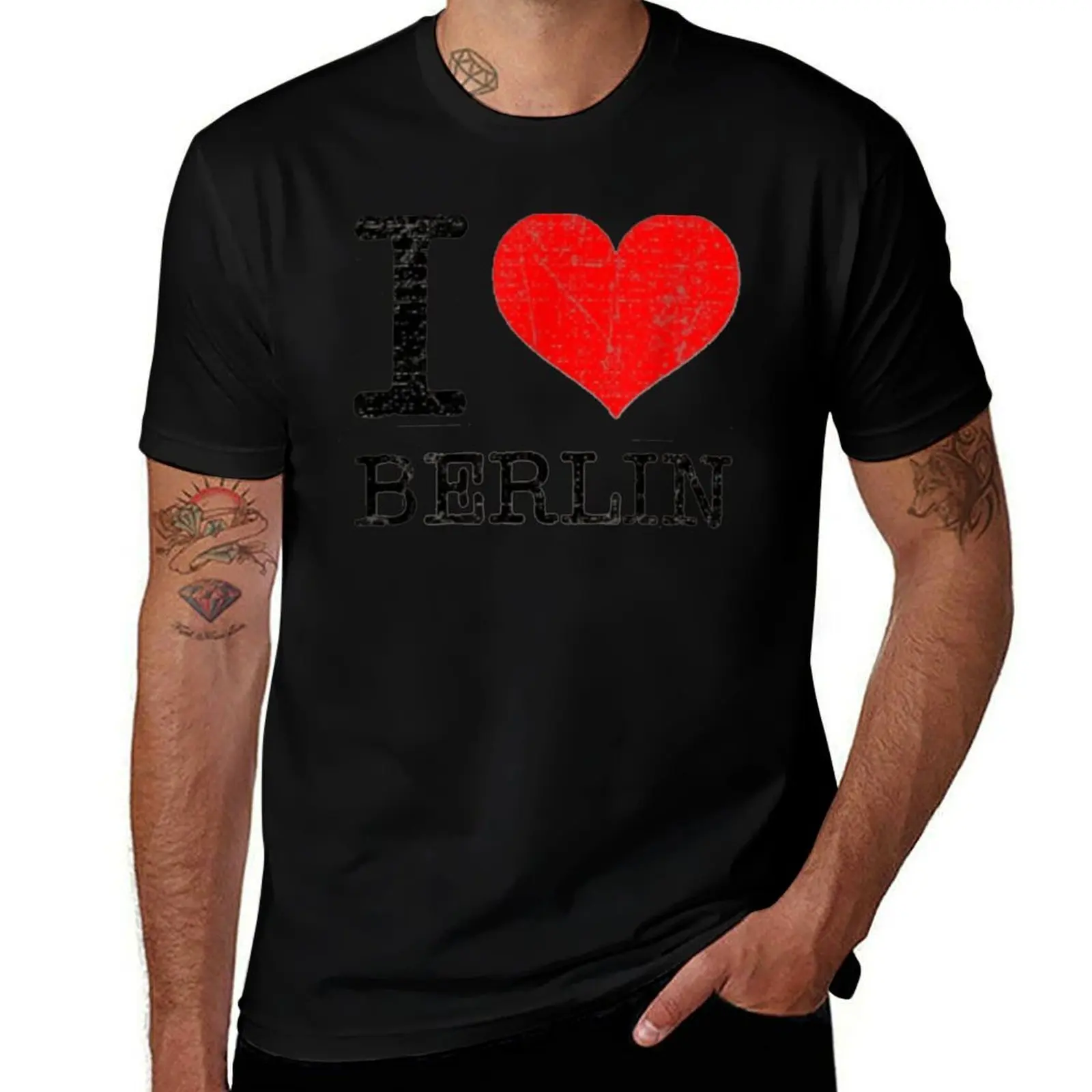

I Love Berlin Germany Vintage Classic Red Heart gift T-Shirt Basic Short Sleeve Cotton Blend T-Shirt
