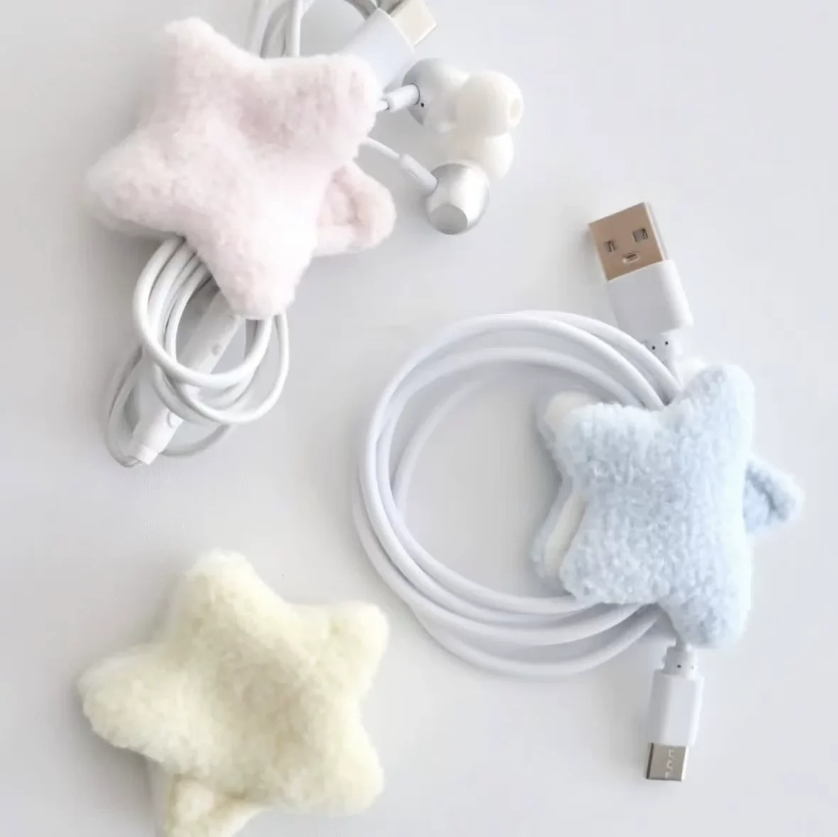 Dopamine-Themed Star Plush Cable Winder 4Pcs, Portable Cord Holder Desktop Sorting Accessory