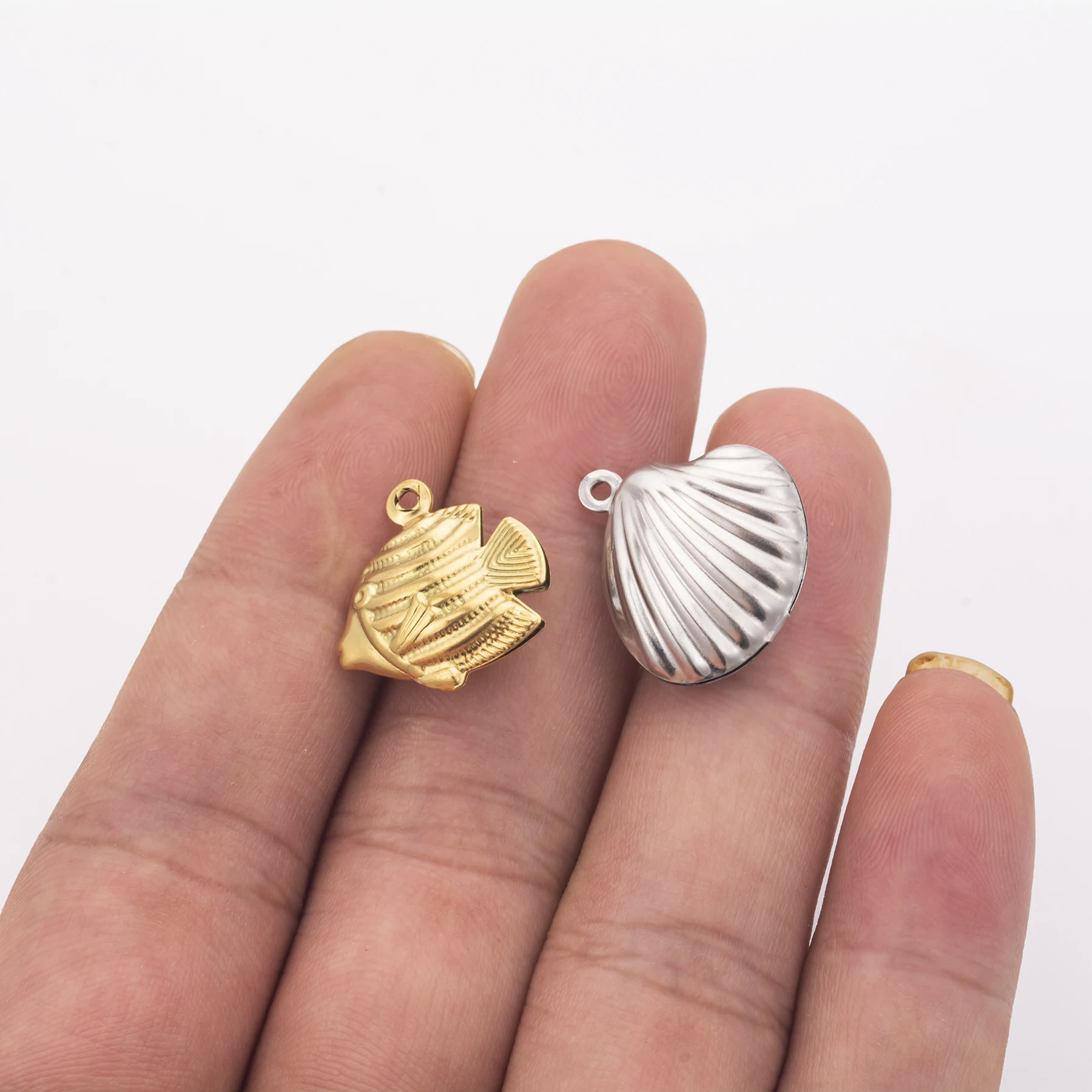20 Stück/Set Edelstahl Hohlschalen-Fisch-Anhänger Meeres-Tier-Anhänger für DIY-Schmuckherstellung – Detail 3
