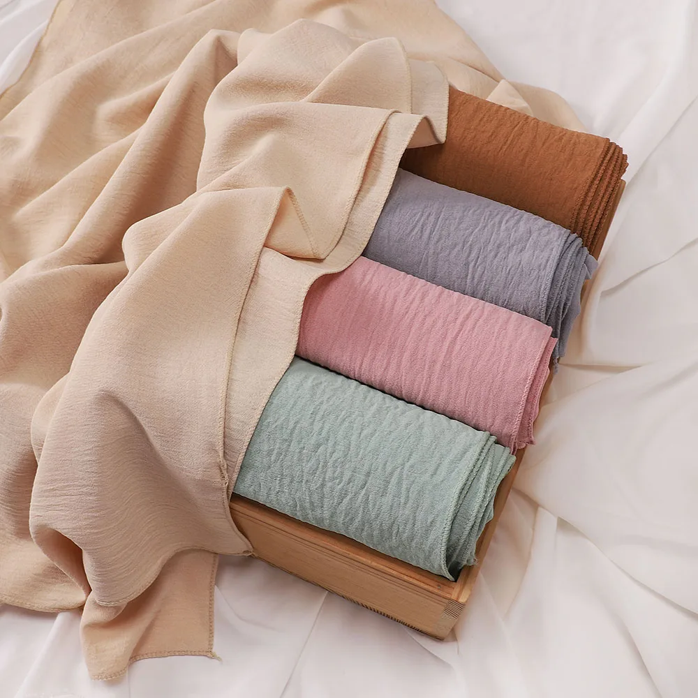 Heißer Verkauf Malaysia Moslemisches Hijab Falten Plain Lange Schal Islamischen Kopftuch Wraps Für Frauen Weibliche Foulard