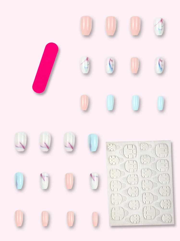 24 pièces de pointes d'ongles carrées de couleur dégradée de taille moyenne, paquet assorti pour la décoration des ongles