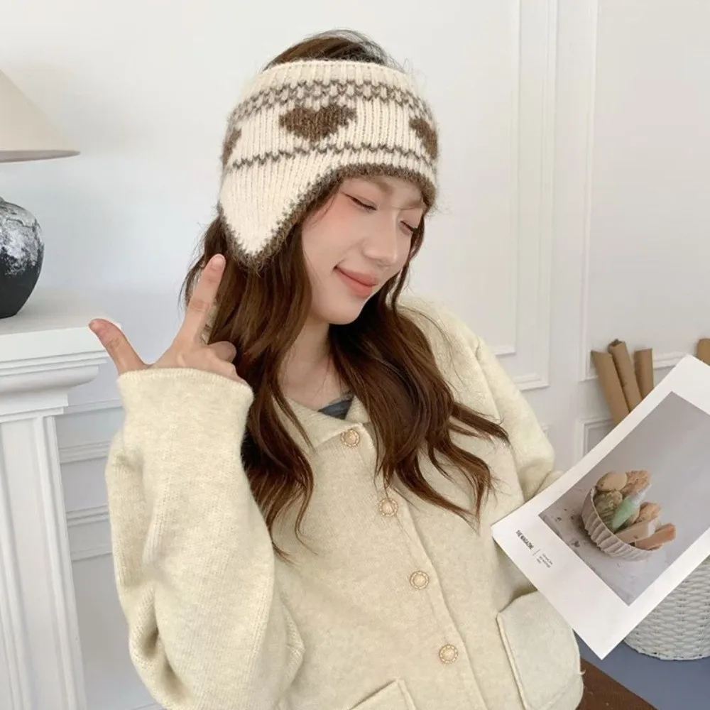 New Warm Knitted Ear Cover Heart-shaped Thickened Ear Warmer Windproof Snowflake Winter Earmuffs Women