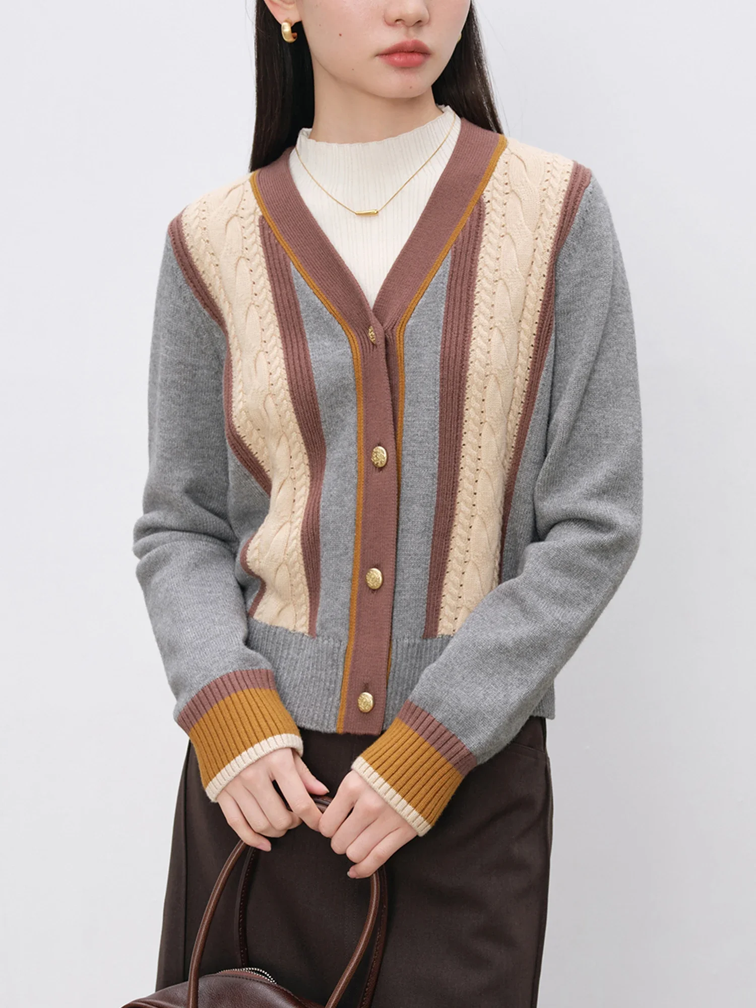 ZIQIAO Mirador Color Collision Knitted Cardigan For Female 2024 AW New Versatile Casual Comfortable Warm Sweater Top 24ZQ94094