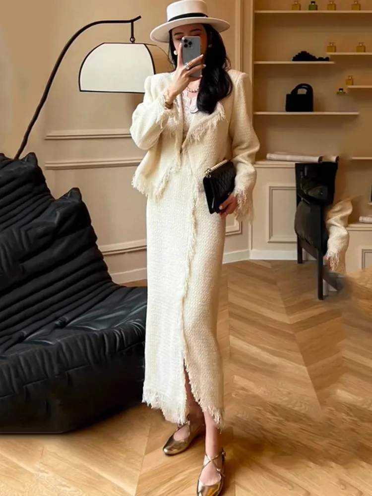 

Beige jacket+skirt set Women's Skirt Set Professional Spring /Autumn Business Ladies skirt 2-piece set