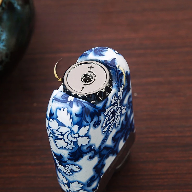 Briquet à gaz Honest Torch en métal, flamme bleue directe, briquet à cigarettes, cadeau de mode haut de gamme pour homme, style unique