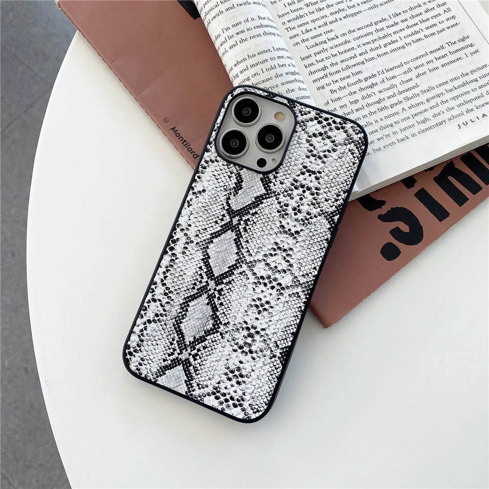 Custodia per telefono in pelle di coccodrillo serpente leopardo fiore Sexy 3D di marca di lusso per iphone 15 12 Mini 11 13 14 15 Pro XS MAX X XR 7