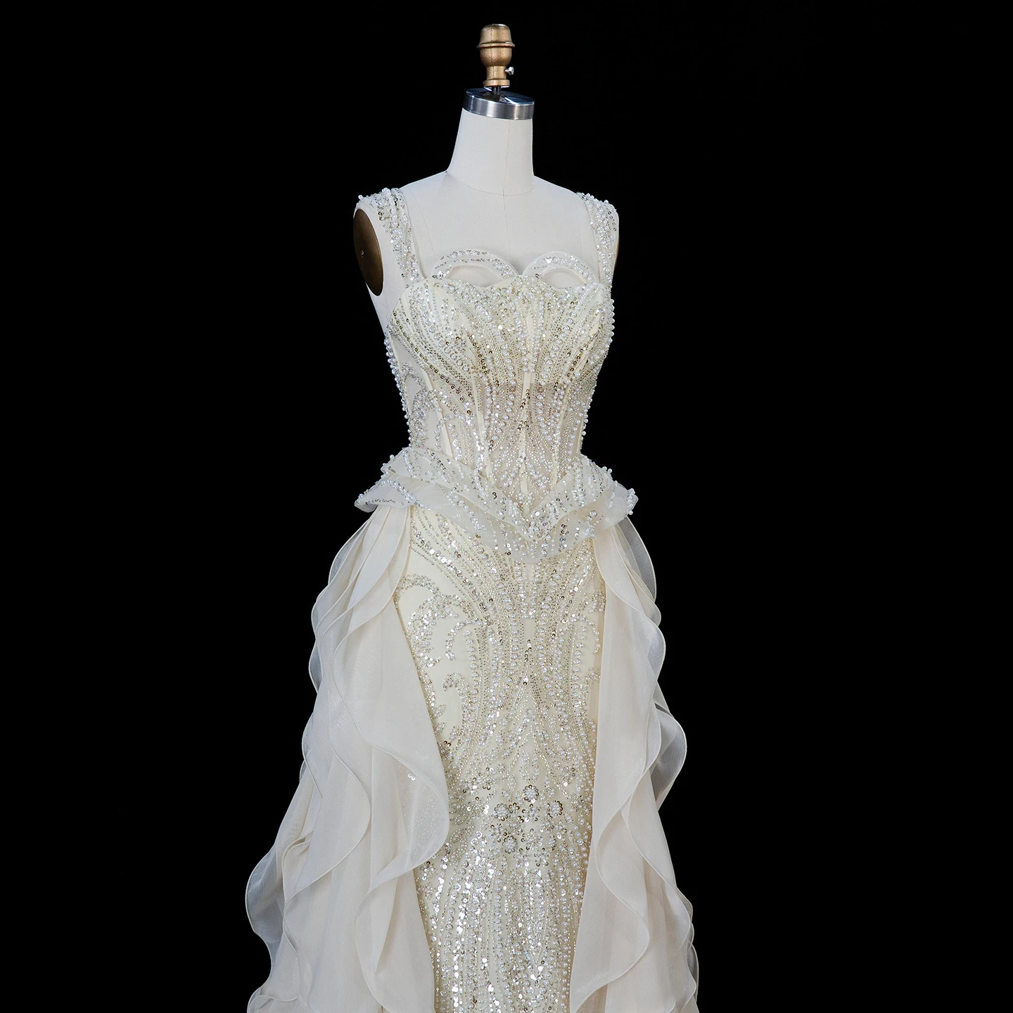 Sharon Said Luxuriöses Pfirsichfarbenes Schulterfreies Meerjungfrauen-Abendkleid mit Abnehmbarer Rüschen-Schleppe, Formelle Anlass-Partykleider SS236 Maßanfertigung – Detail 13