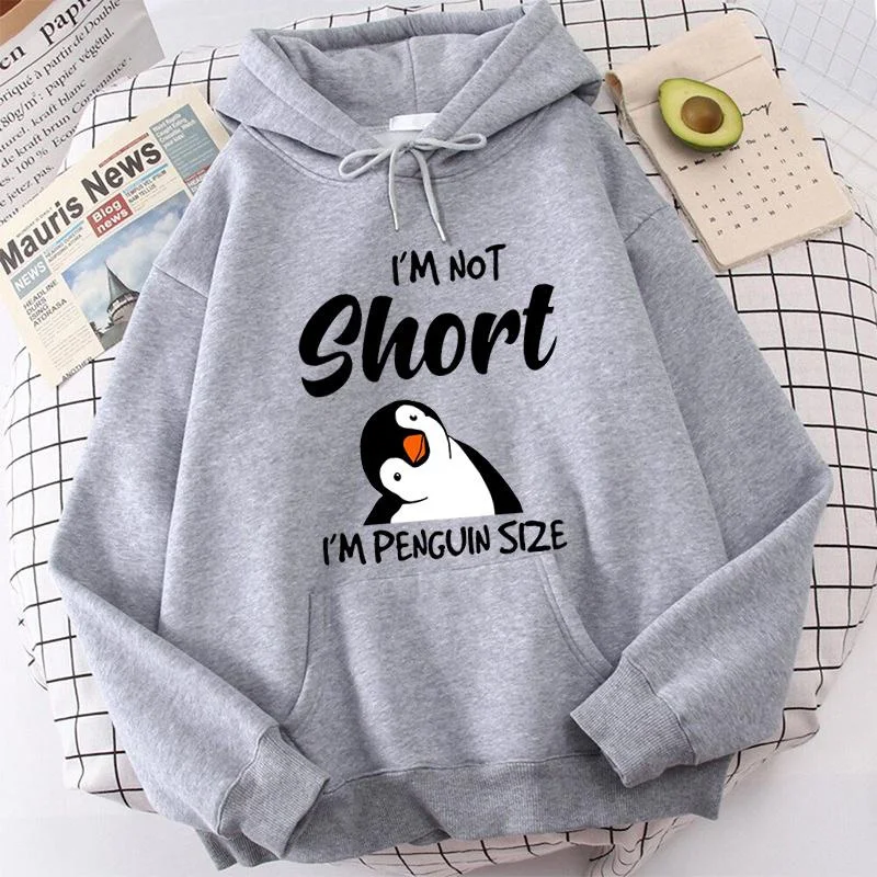 Popüler penguen ben kadınlar için kısa baskı Hoodies değilim sonbahar kış kazak moda kapüşonlu kazak bayanlar Streetwear