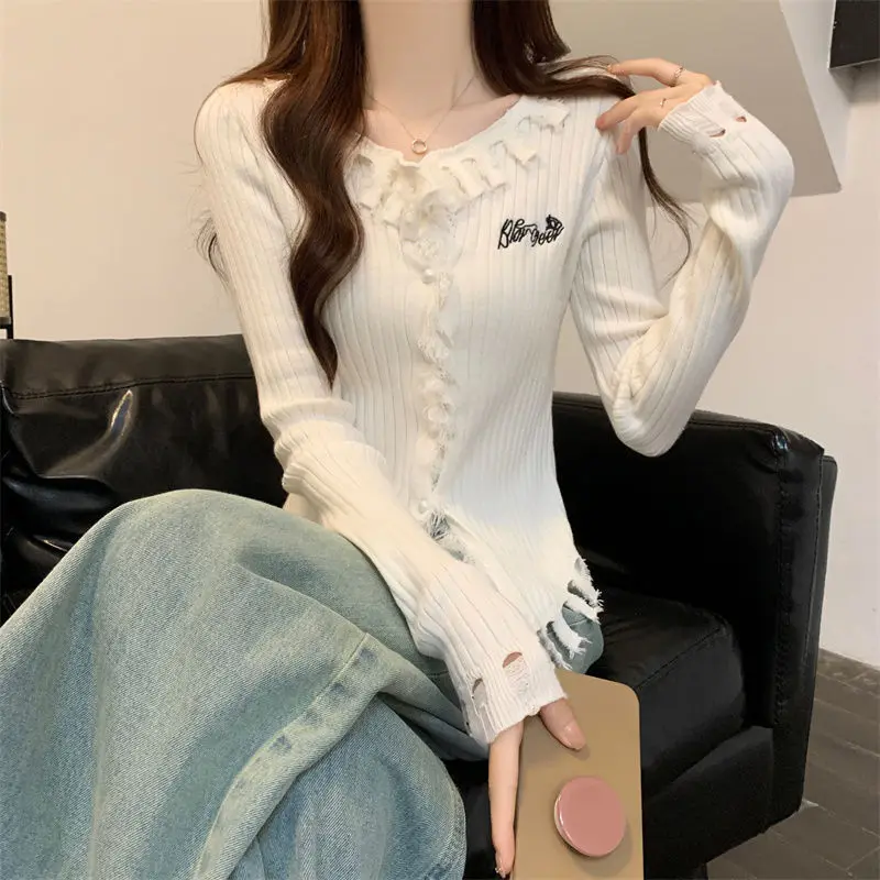 Design Inspired Cardigan Sweater Jacket for Women New Niche and High-end Style Slim Fit and Slimming Knitted Base Sweater Top