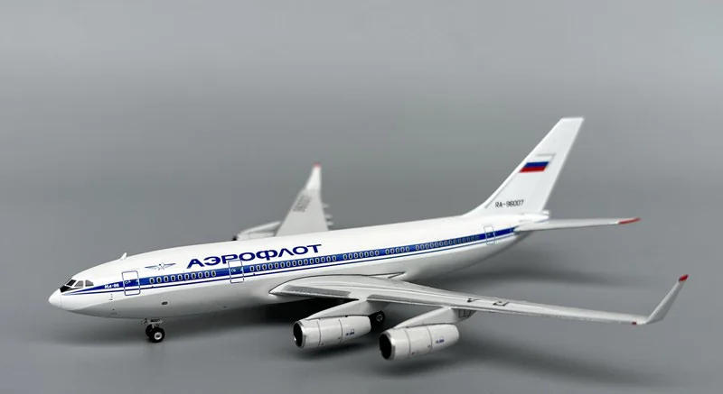 ロシアの通気性のある航空機モデル,1/400ファイン,11781 °,IL-96完成,合金コレクション,モデルRA-96007