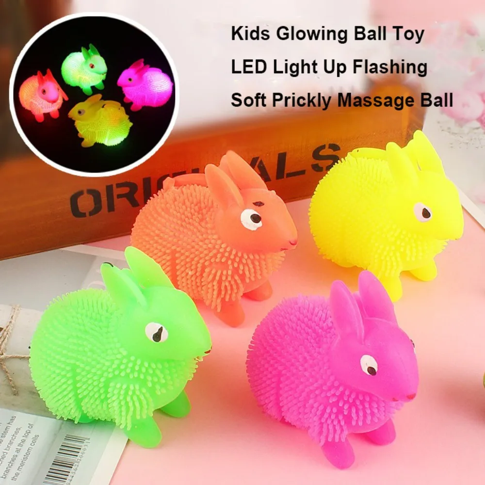 Nova bola luminosa brilhante led ilumina acima elástica diversão espremer com corda piscando bola de massagem espinhosa macia