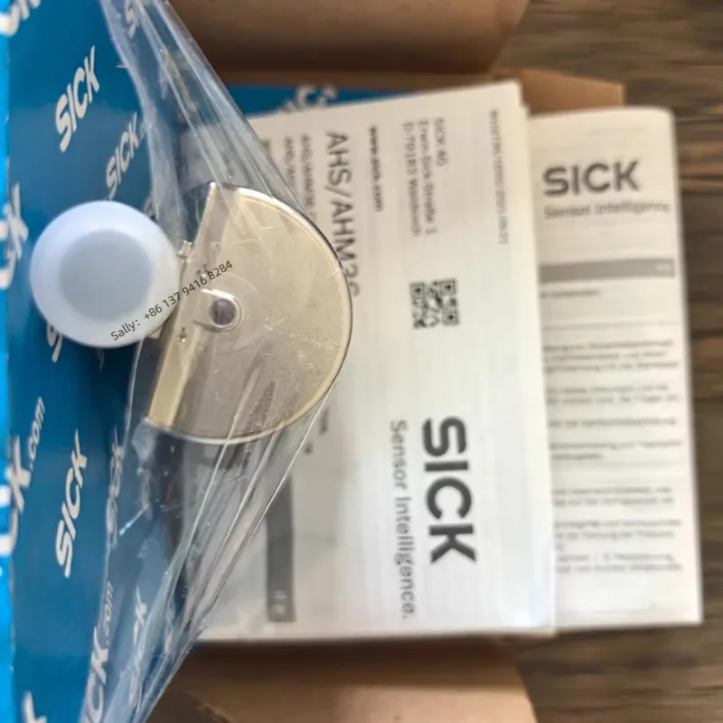 SRM50-HZA0-S21 Numéro de commande: 1037395 Encodeur AHM36B-BDCC012X12 (1069386) original