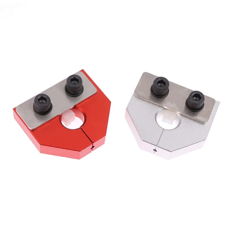 ملحقات طابعة ثلاثية الأبعاد موثوقة: لحام الخيوط، موصل الربط وأداة النجار.