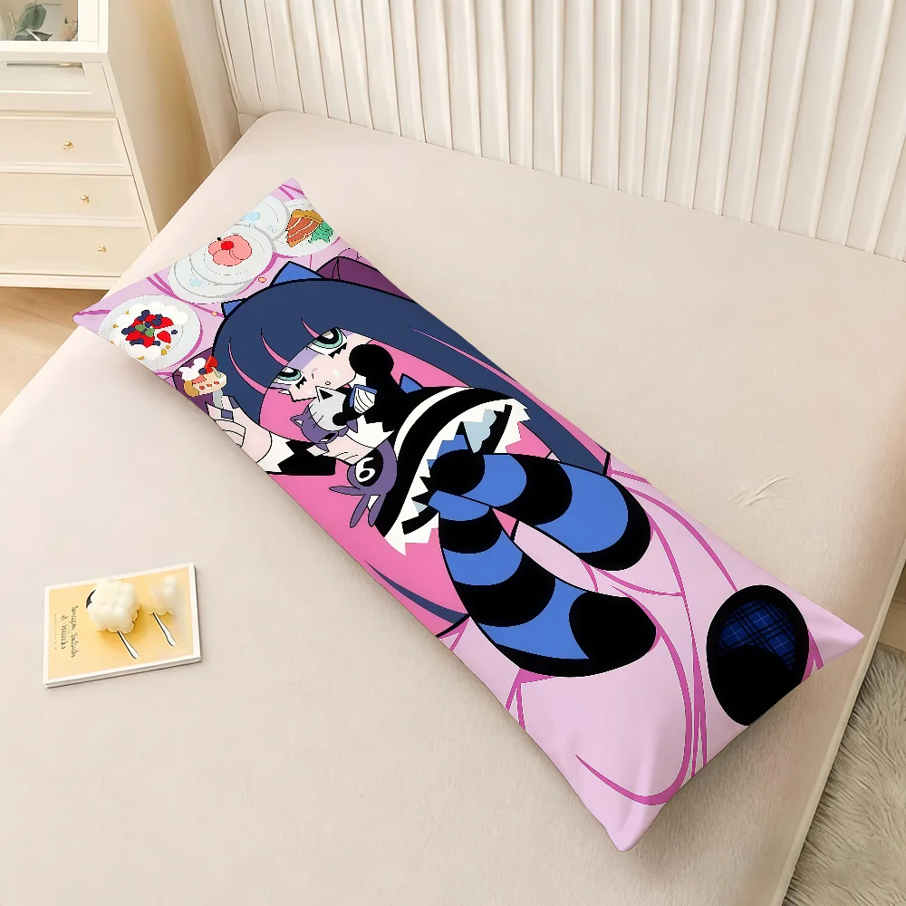 Panty Stocking dengan Garterbe - Pillow Cover 20X20 ulasan dan harga