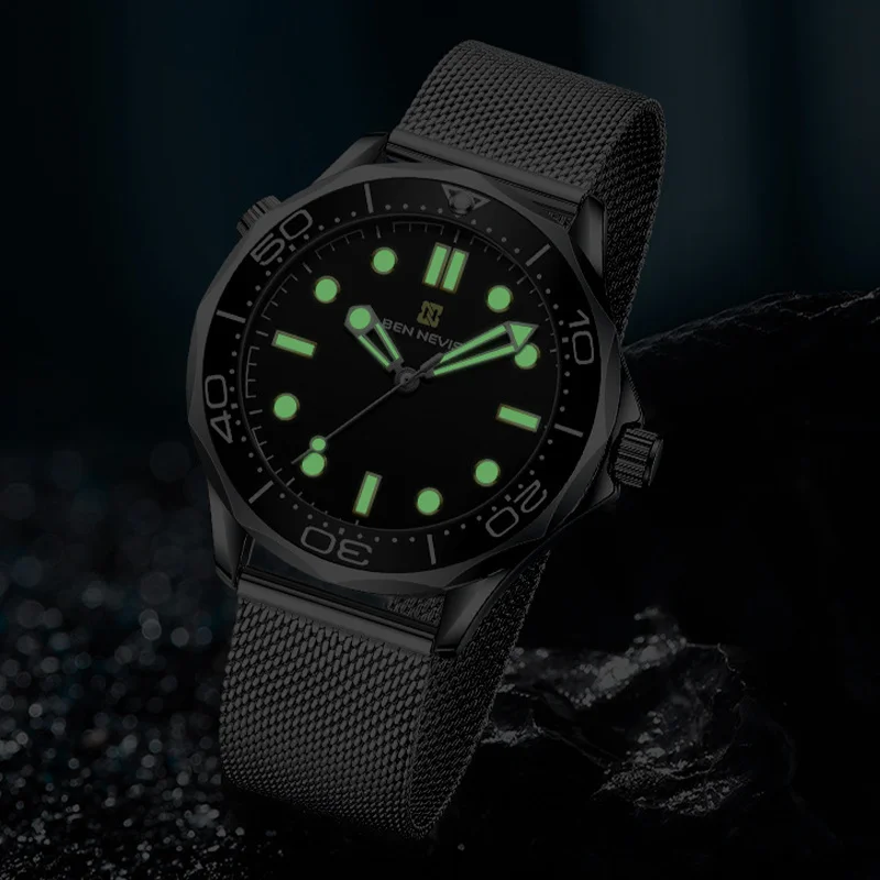 ساعة رجالية مضيئة مقاومة للماء بحزام من الفولاذ المقاوم للصدأ مصنوعة من خليط معدني ساعة عصرية بإبزيم مزدوج كوارتز ساعة يد رجال الأعمال