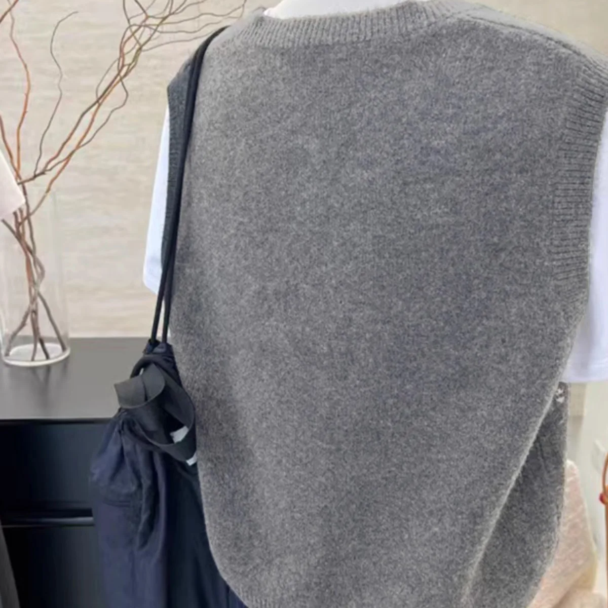 Retro Jacquard Knitted Cardigan Vest Women's Fall/Winter Cashmere Round Neck Lazy Wind Loose and Casual Stacked vest