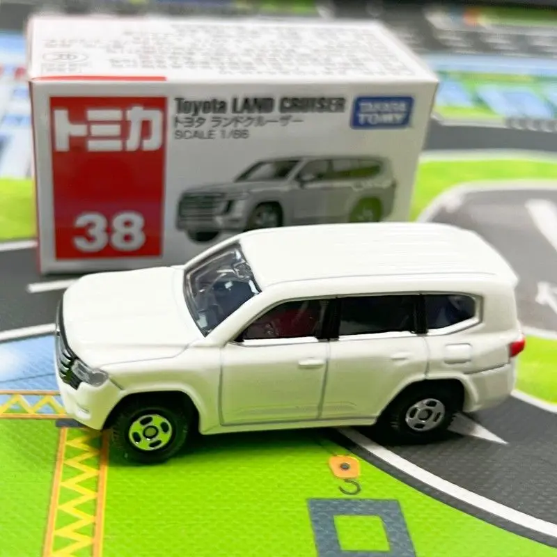 

Takara Tomy Tomica No.38 Toyota Land Cruiser Casting Статический сплав Автомобиль Литой под давлением Металлический режим Коллекция Дисплей Игрушка для мальчика в подарок