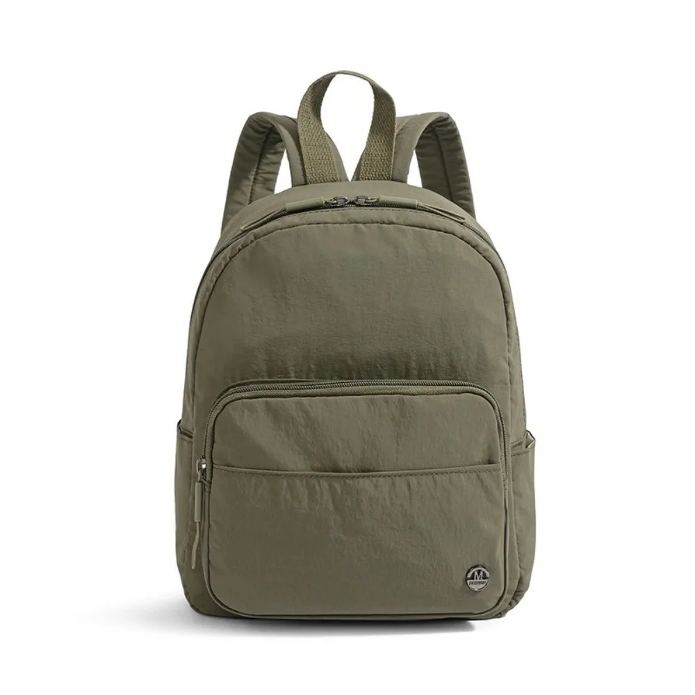 Ultra Lightweight Small Backpack Compact Design Waterproof Travel Backpack Japanese Style Shopping Bag Hiking Bag For Women