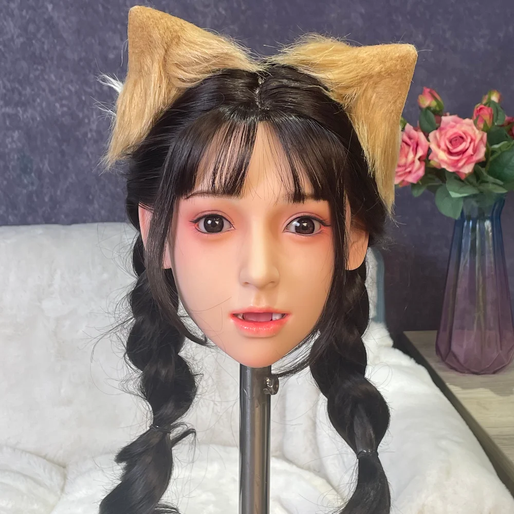 Model kepala wanita super lucu, mirip anak anjing, dapat dikustomisasi sendiri. Dengan slot mulut khusus, ini adalah mainan dewasa pria.
