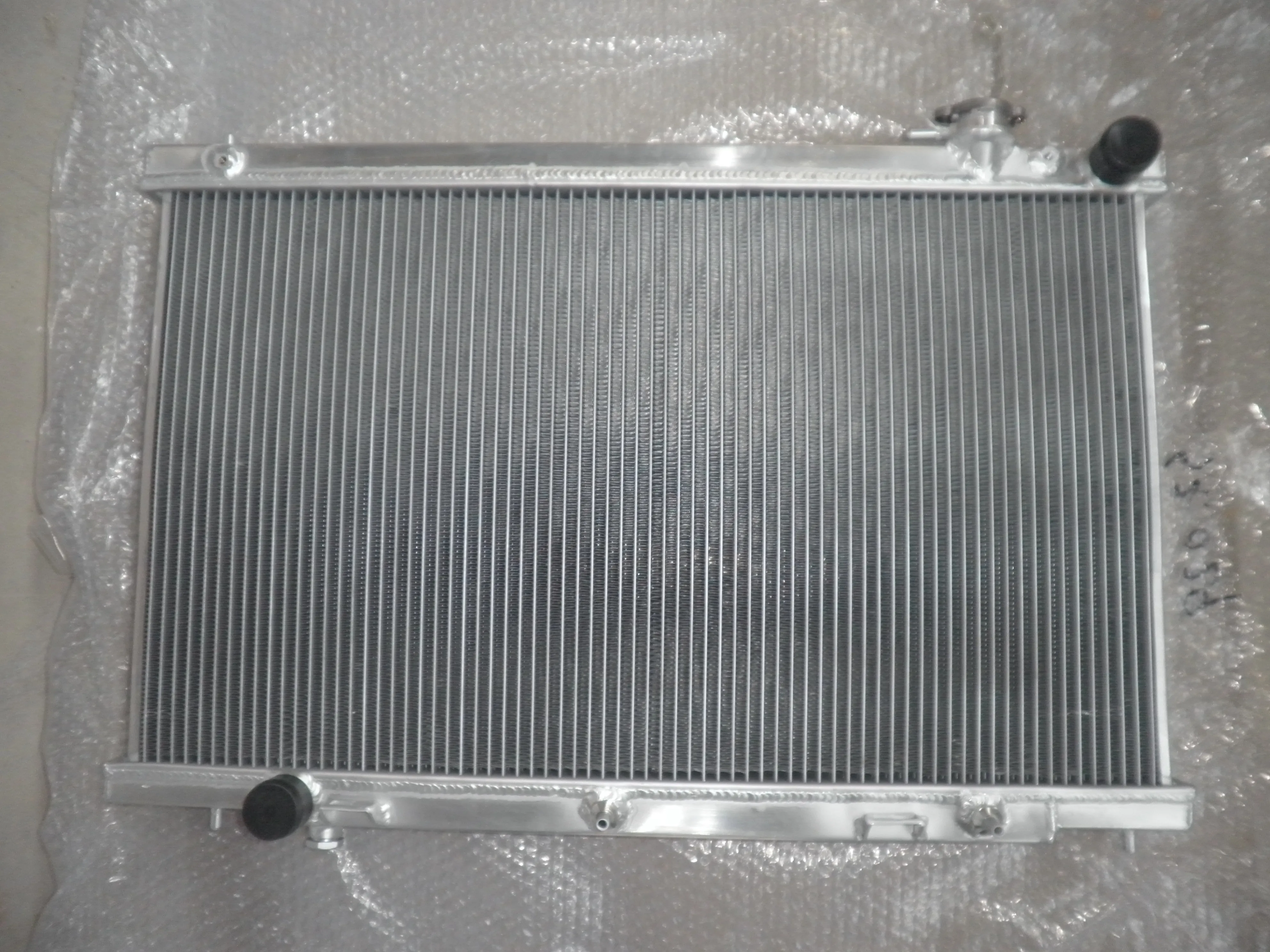 

56mm 3 Row Aluminum Radiator For 2003-2007 INFINITI G35 G 35 3.5L COUPE SEDAN / 2003-2007 NISSAN 350Z 2004 2005 2006