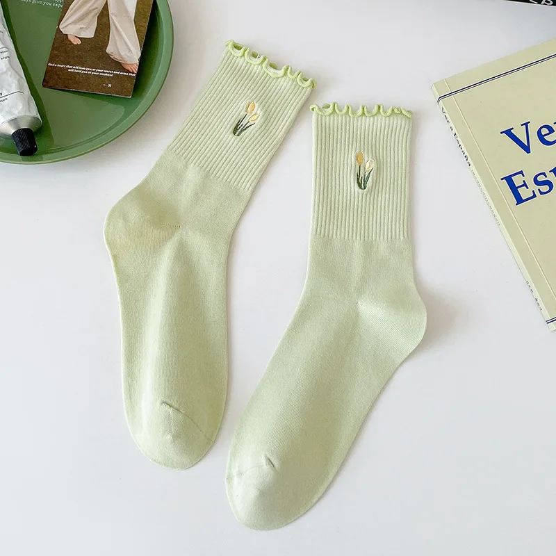 1 زوج النساء الجوارب اليابانية الكورية نمط الكرتون زهرة الحلوى اللون Harajuku Kawaii منتصف جوارب أنبوبية تنفس الجوارب القصيرة غير رسمية