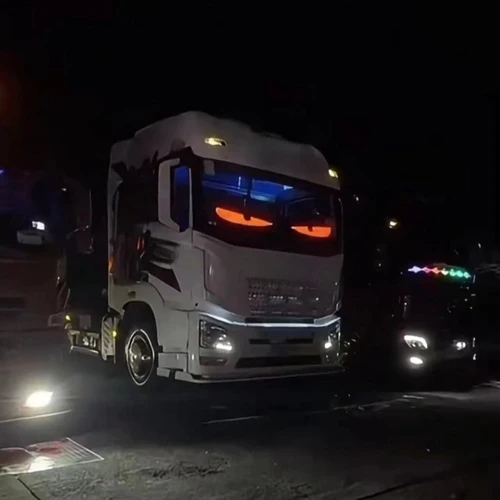 Imagen 2 del producto Demon Eyes-Panel de píxeles de matriz LED con logotipo de coche, luz nocturna, pantalla LED Flexible programable DIY para accesorios de coche y camión