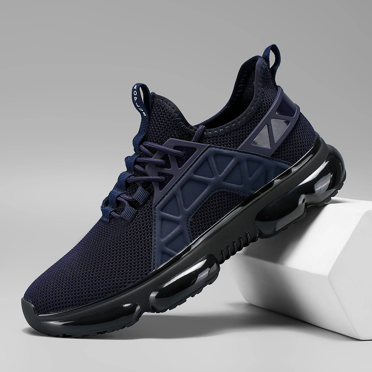 รองเท้ากีฬาแบบตาข่ายสำหรับทุกเ - Men'S Shoes Nearby บทวิจารณ์และราคา