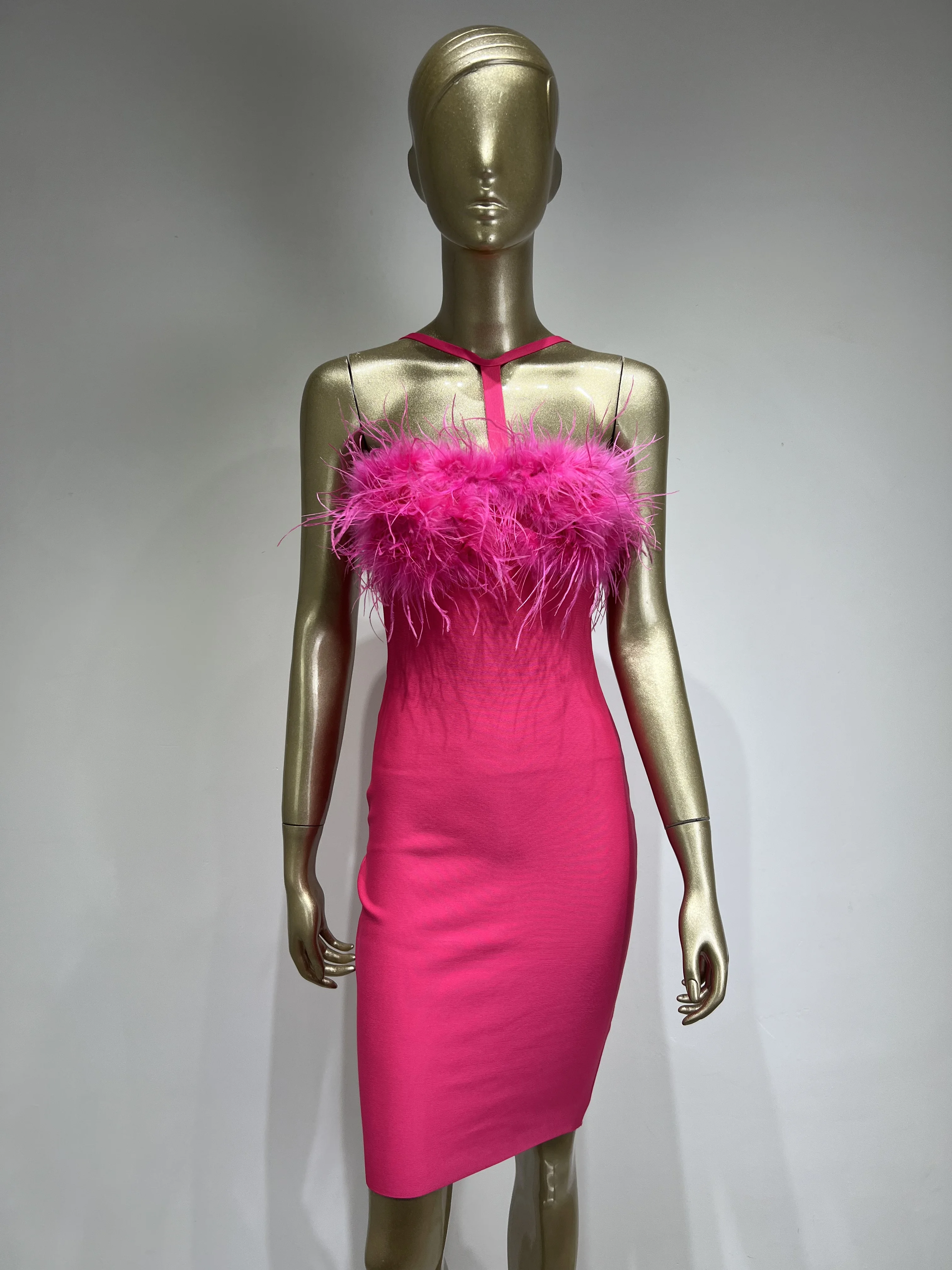 أحدث فستان صيفي مثير للنساء من ريش النعامة مقصوصة باللونين الوردي والوردي والأسود فستان ضيق بأشرطة ضيقة 2023 فستان أنيق للحفلات والنوادي المسائية