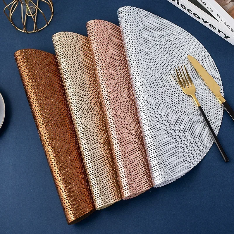 Round Heat Insulation Placemats PVC Table Mats Pads Non-Slip Hollow Out Place Mats for Dinner Table Kitchen Hotel Home Decor