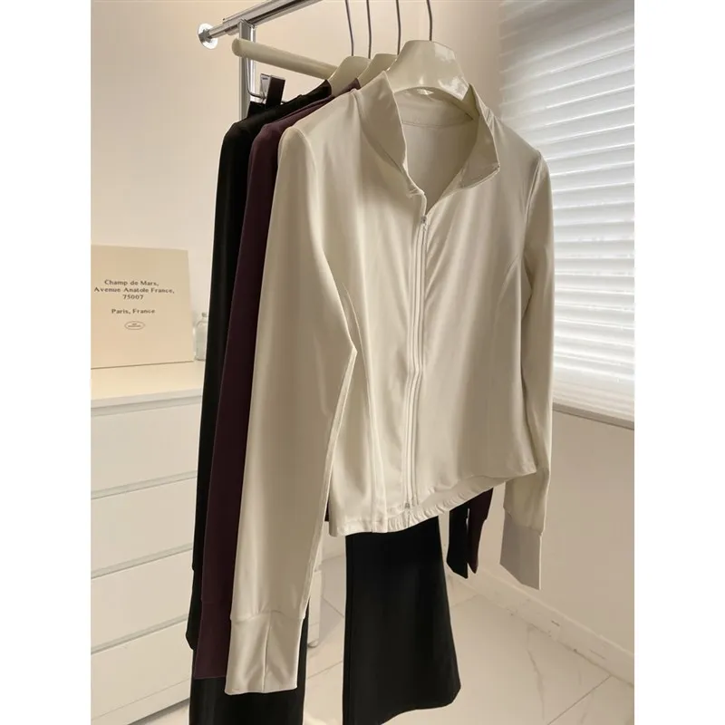 

Женская универсальная кофта для фитнеса и йоги из молочного шелка с эффектом ледяного охлаждения, высокой эластичностью, воротником-стойкой, утягивающая, с защитой от солнца