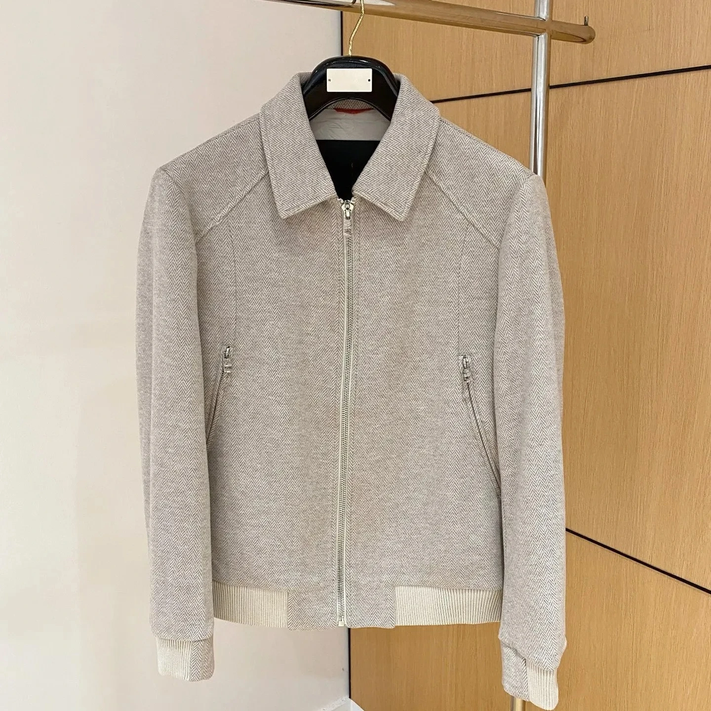 سترة حرارية كاجوال ذات طية صدر السترة وأكمام طويلة بلون سادة BC 25SS