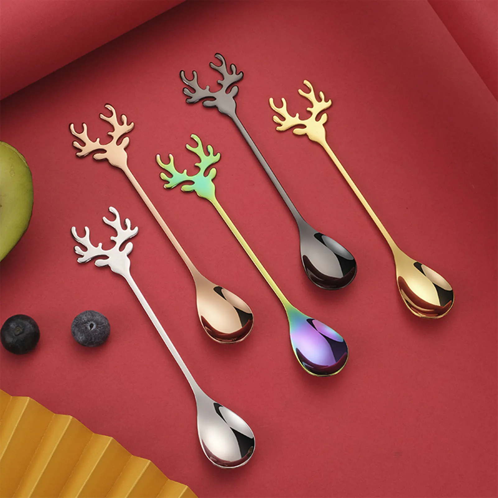 2pcs Christmas Coffee Spoons Stainless Steel Stirring Spoons Creative Cute Deer Mini Elk Tea Spoon for Xmas Table Decorations