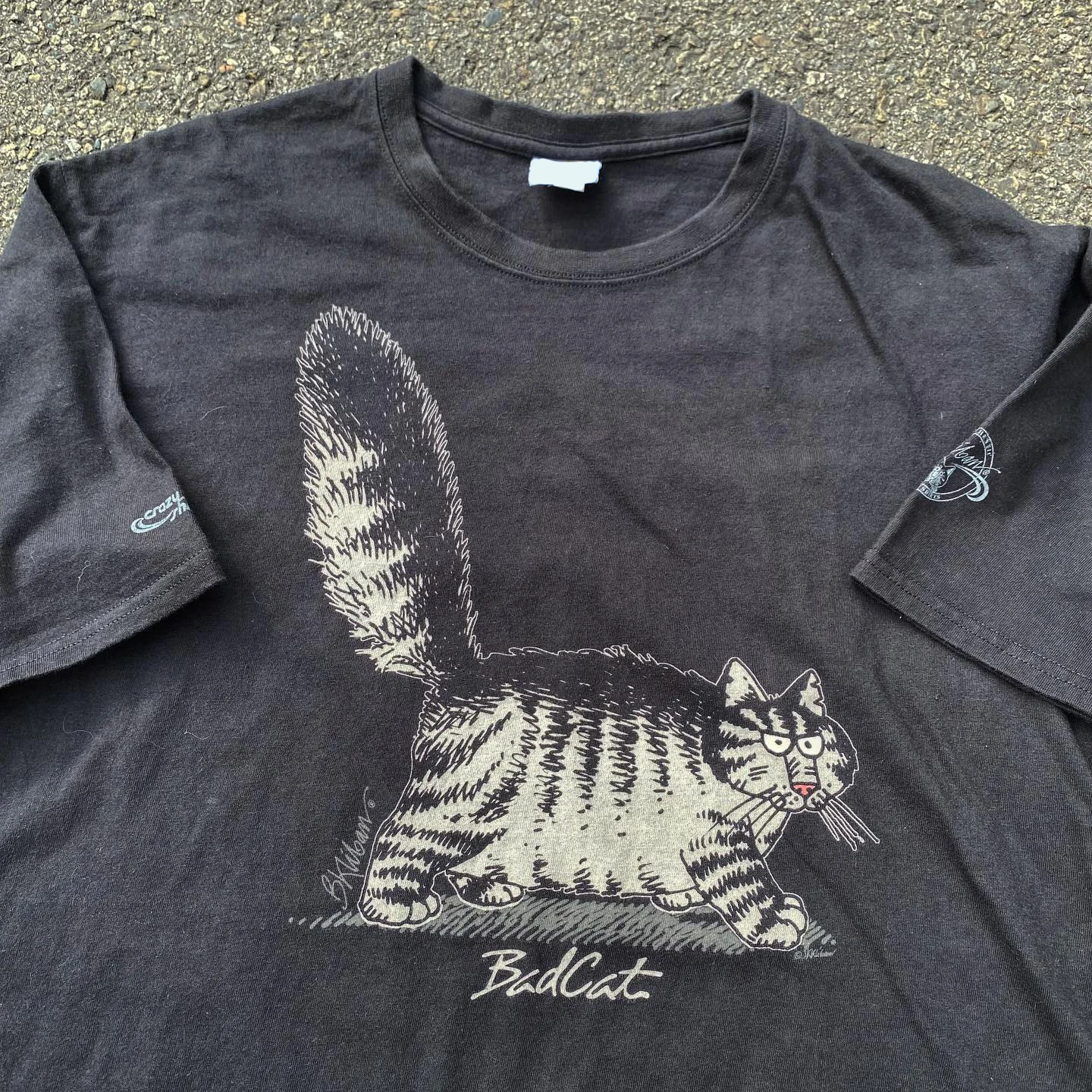 ダークアンドクールキャット-クリバン-tシャツ-半袖-カップルスタイル-厳選良品-おすすめ-シンプルラインスタイル-春向け