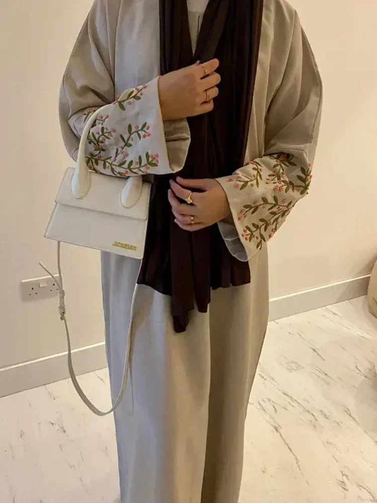 Abaya fechado de linho de algodão com mangas bordadas vestido muçulmano islâmico liso abayas para mulheres dubai luxo turco kaftan robe