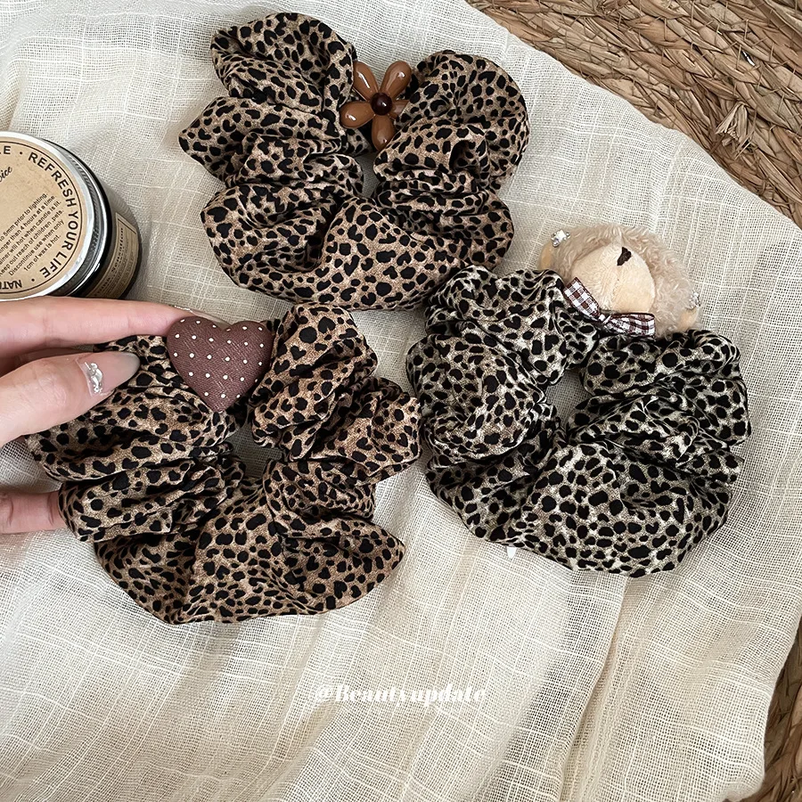 Leopard Print Scrunchies Pack Cute Teddy Bear Heart Decor Elastic Hair Bands Retro French Hair Ring Women Headwear Accessories